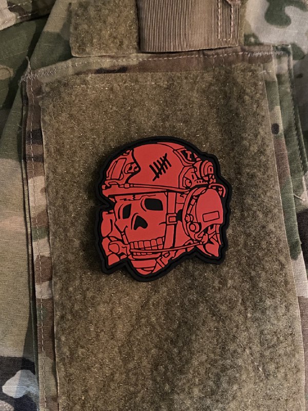 <strong>ПВХ шеврон "Operator Toten skull" red</strong> - Зображення 3