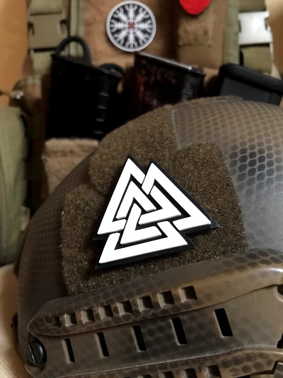 <strong>ПВХ шеврон «Valknut» v2 bk/wh</strong> - Зображення 2