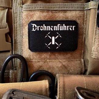 <strong>Шеврон "Drohnenfuhrer" lasercut bk/gl</strong>