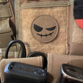 <strong> Шеврон «Evil smile» lasercut cb/bk </strong>