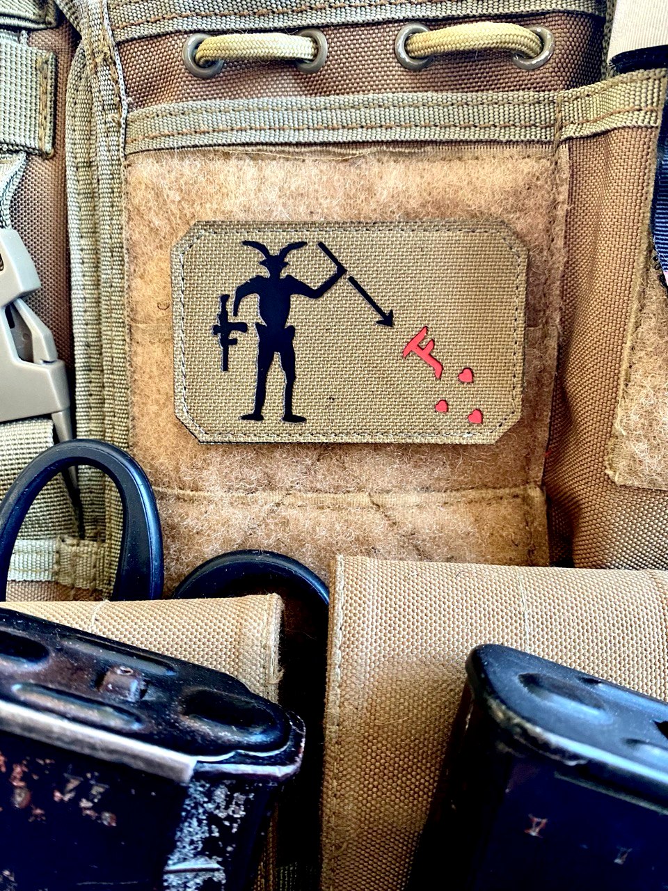 <strong>Шеврон «Прапор Чорної Бороди FOG» lasercut cb-bk</strong>