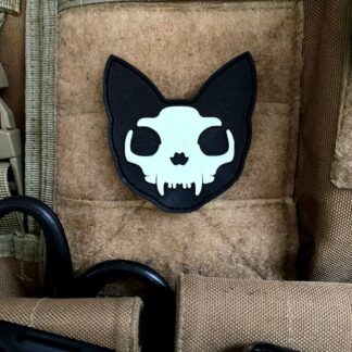 <strong>ПВХ шеврон «Котик skull» bk/gl</strong>