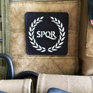 <strong>Шеврон "SPQR" lasercut bk/gl</strong>