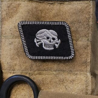 <strong>Петлиця офіцера "Totenkopf"</strong>