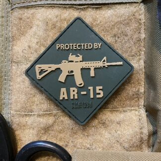 <strong>ПВХ шеврон "Protected by AR 15" cb</strong>